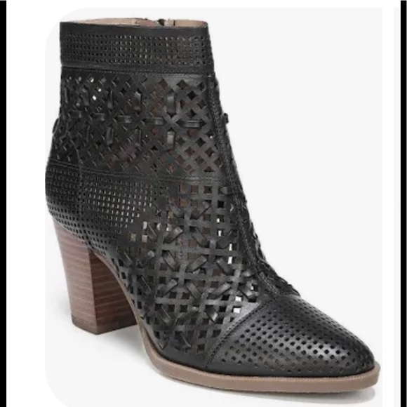 Franco Sarto Shoes - NWOT Franco Sarto Damsel Black Leather Booties